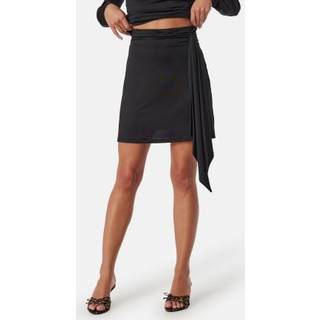 Tie Short Skirt