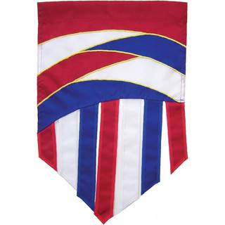 I brisen kurver Patriot Garden Flag Tails