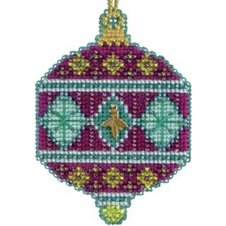Berry Beaded Counted Cross Stitch Ornament Kit MH164305 Mill Hill Christmas Jewels 2014