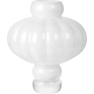 Louise Roe - Balloon Vase 03 Opal White - Krukker og vaser - Hvid