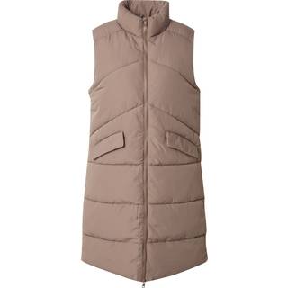Carmatilde Vest