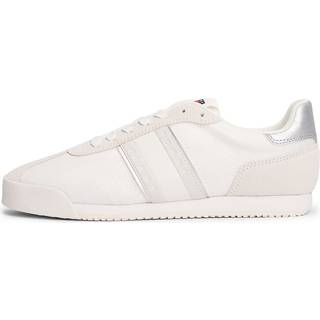 Contrast Texture Trainers