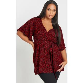 Yours Curve Yours Curve Red Floral Textured Wrap Top