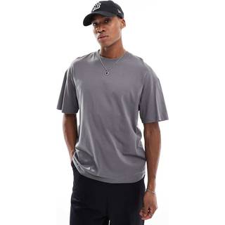 Ensfarvet T-shirt