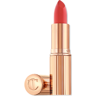 Charlotte Tilbury - K.i.s.s.i.n.g- Moisturising, Satin Finish Lipstick - K.i.s.s.i.n.g Coral Kiss - For Women - Brun