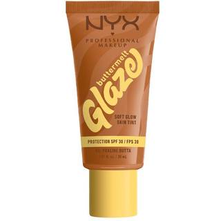 NYX Professional Makeup Buttermelt Glaze Lysende toningsvæske SPF 30 Skygge 06 Praline Butta ml - 30 ml