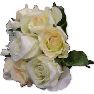 Weißer Rosenstrauß
