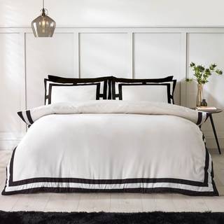 Catherine Lansfield Catherine Lansfield Cream So Soft Mono Panel Duvet Cover Set