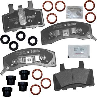 Bendix Priority1 CFM370 Semi-Metallic Front Brake Pads til udvalgte modeller Chevy C35 C1500 Suburban C2500 C2500 C3500 C3500HD Express 2500 3500