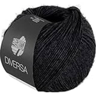 Lana Grossa Diversa 29 Sort Indhold: 74% bomuld, 26% viskose Vægt/Længde: 50 g = ca. 210 meter Anbefalede pinde: 3.5-4 mm Strikkefasthed: 10 x 10 cm = 24 m x 32 p Vask:Finvask 30º/ Tørres fladt.