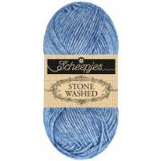Scheepjes Stone Washed 846 Lazurite Indhold: 78% bomuld, 22% akryl Vægt/længde: 50 g = ca. 130 meter Anbefalede pinde: 3.00 - 3.50 mm Strikkefasthed: 10 x 10 cm = 24 m x 32 p Vask: Vaskes ved 40 grader skånevask.