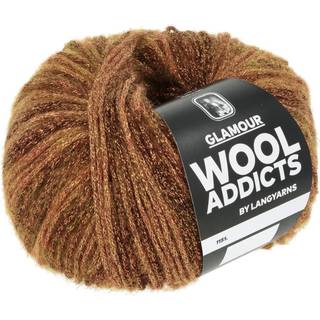 Lang Yarns Glamour WoolAddicts 038 Indhold: 36% polyester, 30% polyamid, 25% mohair, 9% uld Anbefalede pinde: 5.5-6 mm Vægt/længde: 50 g = ca. 200 meter Strikkefasthed: 10 x 10 cm = 18 m x 24 p Vask: Maskinvask ved op til 30 ℃ / Tåler ikke tørretumbling / Brug aldrig skyllemiddel.