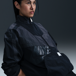 Vævet Nike Sportswear-jakke med en oversized pasform til kvinder - grå - XS (EU 32-34)