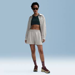 Løse Nike 24.7 ImpossiblySoft Dri-FIT-shorts (10 cm) med mellemhøj talje til kvinder - brun - XL (EU 48-50)