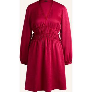 Kjole med justérbar talje i satin med krøllet look