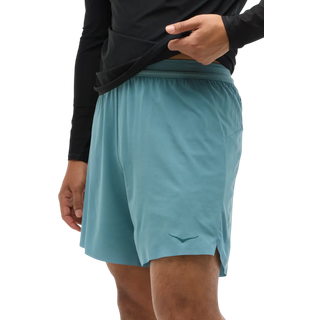 Hoka Glide 2in1 7 Inch Shorts Str. S Blå