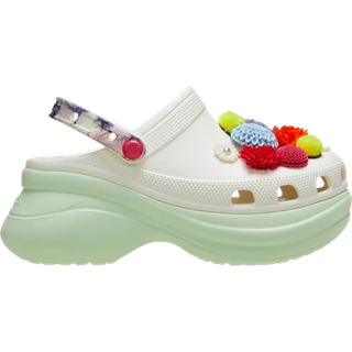 Crocs women Bae Wildflower Clogs Chalk 33