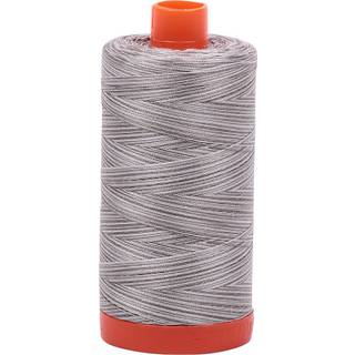 Aurifil mako bomuldsbroderi tråd sprudlet 50wt 1422yds sølv