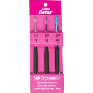Susan Bates Silvalume Soft ergonomisk hæklenålssæt: F5/3,75 mm, G6/4 mm, H8/5 mm med inline-aluminiumhoveder og farvekodede håndtag