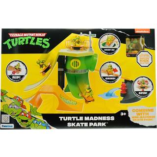 Turtle Skate Mayhem legesæt med 18 dele - Michelangelo skater-figur medfølger