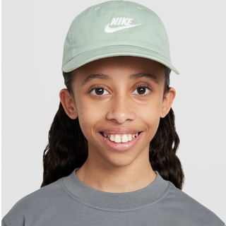 Nike Nike Kids Club ustruktureret Futura-vask 100% bomuldskasse