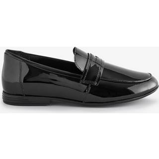 Clarks Clarks Black Standard Fit (F) Finja Bright Patent Loafer School Shoes
