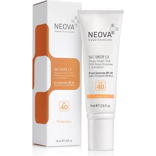 Neova Smartskincare Silc Sheer 2.0 tonet solcreme 2.5 fl oz | Broad Spectrum SPF 40 | Op til 80 minutter. Vandbestandighed | Oil & duftfri | For