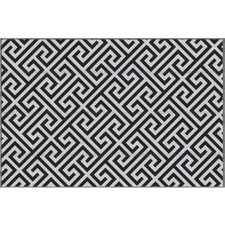 Outsunny 152 x 243 cm(5x 8ft) Outdoor Rug Reversible Mat Plastic Straw Rug Portable RV Camping Mat for Garden Deck Picnic Indoor, Black & White