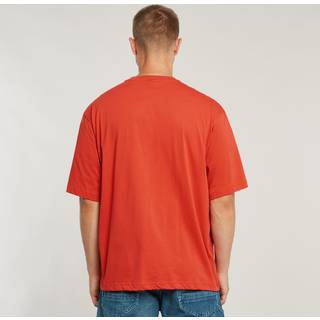 Center Chest Boxy T-Shirt - Red - Men