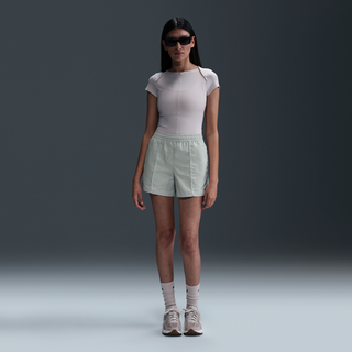 Vævevde Nike Everything-shorts med mellemhøj talje til kvinder (13 cm) - grå - XXL (EU 52-54)