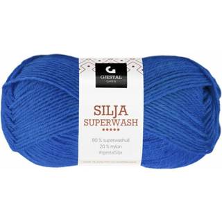 Gjestal Silja Superwash 401 Kongeblå Indhold: 80% superwash uld, 20% nylon Vægt/Længde: 50 g = ca. 150 meter Anbefalede pinde: 3.00 mm Strikkefasthed: 10 cm = 26 m Vask: Uldvask 40ºC / Brug ikke skyllemiddel / Tåler ikke tørretumbler / Tørres fladt.