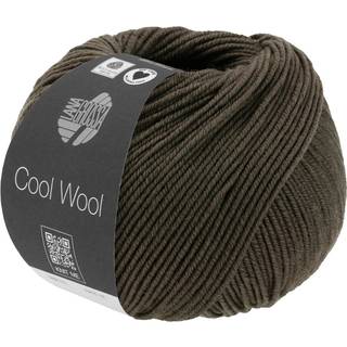 Lana Grossa Cool Wool Mélange 1429 Mørk oliven meleret Indhold:100% ren ny, ekstrafin merinould Vægt/Længde:50 g = ca. 160 meter Anbefalede pinde: 3.00-3.50 mm Strikkefasthed:10 x 10 cm = 24 m x 34 p Vask:Finvask 30º/ Tørres fladt.