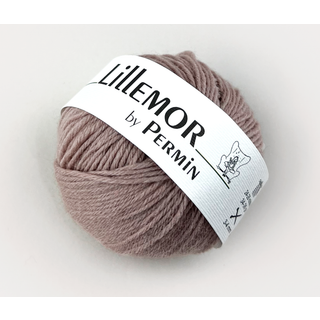 Permin Lillemor 14 Smokey pink Indhold: 100% økologisk håndfarvet merinould Vægt/længde: 25 g = ca. 100 meter Anbefalede pinde: 3-4 mm Strikkefasthed: 10 x 10 cm = 24-26 m x 34-36 p Vask: Finvask 40ºC.