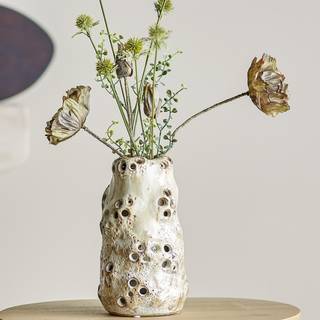 Noble Vase, Natur