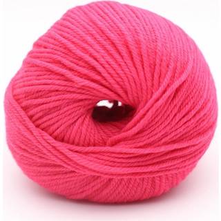 Kremke The Merry Merino 110 GOTS 11 Pink Indhold: 100% merinould Vægt/længde: 50 g = ca. 110 m Anbefalede pinde: 4-5 mm Strikkefasthed: 10 cm = 18 m Vask: Forsigtig maskinvask.