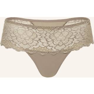 Caresse Shorty