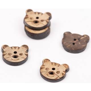 DROPS Tiger (Kokosnød), Knap, 15 mm (nr. 801) DROPS Knapper i dyremotiv med 2 huller til fastsyningStørrelse: 15 mmMateriale: KokosnødSælges enkeltvis.