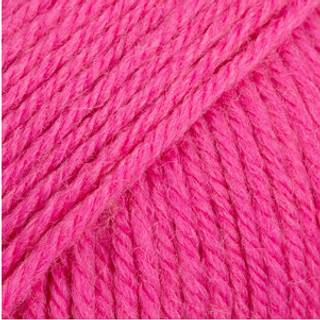DROPS Fiesta 11 Cerise (Uni Colour) Indhold: 75% Uld, 25% Polyamid Garngruppe: B (20 - 22 masker) / 8 ply / DK Vægt/længde: 50 g = 110 meter Anbefalede pinde: 4.00 mm Strikkefasthed: 10 x 10 cm = 21 m x 28 p Superwash: Ja Vaskeanvisning: Finvask eller uldvask 40ºC / Brug aldrig skyllemiddel / Tørres fladt.