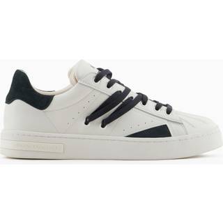 Armani Exchangetil mænd. XUX245XV915U384 Lædersko med hvidt logo (40), Fast, Blonder, Casual