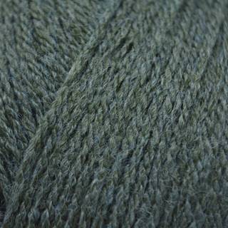 Scheepjes Scrumptious 371 Apple Kale Cake Indhold: 50% Polyester fra genanvendte plastflasker / 50% akryl Vægt/længde: 100 g = ca. 300 meter Anbefalede pinde: 4 mm Strikkefasthed: 10 x 10 cm = 20 m x 24 r Kan vaskes på skånsom maskinvask, maks. 30 °C / Tørres fladt.