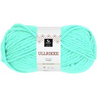 Gjestal Ullrikke 313 Karibisk blå Indhold: 100% Uld Vægt/længde: 100 gram = ca. 90 meter Anbefalede pinde: 9-12mm Strikkefasthed: 10 cm = 9-7 m Håndvask, max 30°C / Tørres fladt / Kan filtes.