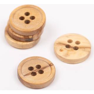 DROPS Oliventræ (Kant), Knap, 15 mm (nr. 807) Knapper fra DROPS med 4 huller til fastsyningStørrelse:15 mmMateriale:OliventræSælges enkeltvis.