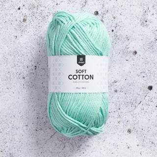 Järbo Soft Cotton 8903 Mint condition Indhold:100% bomuld Vægt/længde: 50 g = ca. 80 meter Anbefalede pinde: 5 mm Strikkefasthed: 10 x 10 cm = 18 m x 26 p Anbefalet hæklenål: 3.5mm Hæklefasthed:18 fm x 20 r Vask: Maskinvask 40ºC.