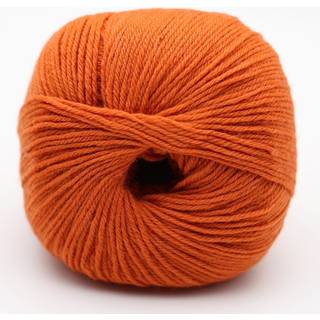 Kremke The Merry Merino 220 GOTS 08 Kürbis Indhold: 100% økologisk merinould Vægt/længde: 50 g = ca. 220 m Anbefalede pinde: 2.5-3.5 mm Strikkefasthed: 10 cm = 28 m Vask: Finvask30ºC.