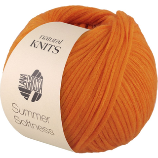 Lana Grossa Summer Softness 12 Orange Indhold:80% bomuld, 20% merinould Vægt/længde:50 g = ca. 130 meter Anbefalede pinde: 5.50-6.00 mm Strikkefasthed:10 x 10 cm = 17 m x 22 p Vask: Finvask max 30°C / Tørres fladt.