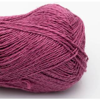 BC Garn Lino 41 Drue Indhold: 100% Hør Vægt/længde: 50 g = ca. 150 meter Anbefalede Pinde: 3.00-4.00 mm Strikkefasthed: 10x10 cm = 26 m x 32 p Vask: Maskinvask 40 ºC / Tåler ikke tørretumbling.