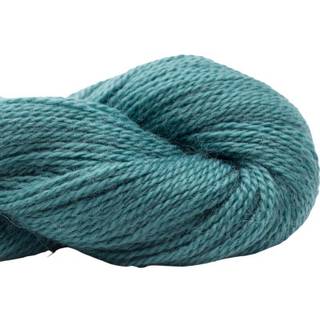 BC Garn Babyalpaca 10/2 RAS 19 Eukalyptusgrøn RAS Indhold: 100% Alpaca Vægt/længde: 50 g. = ca. 250 meter Anbefalede pinde: 2.5-4mm Strikkefasthed: 10 x 10 cm = 31 m x 42 r Vask: Håndvask/ Tåler ikke tørretumbling.