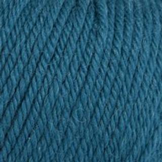 Rowan Alpaca Soft DK 233 Verdigris Indhold: 70% Ren, ny uld, 30% Alpaca Vægt/længde: 50 gram = ca. 125 meter Anbefalede pinde: 4,00 mm Strikkefasthed: 10 x 10 cm = 22 m x 30 p Vaskes i hånden / Tåler ikke tørretumbler / Tørres flat.