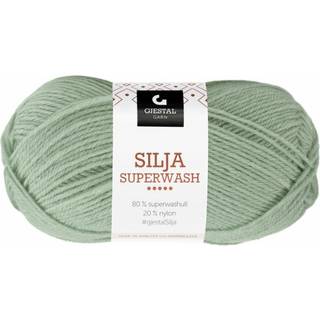 Gjestal Silja Superwash 394 Teblad Indhold: 80% superwash uld, 20% nylon Vægt/Længde: 50 g = ca. 150 meter Anbefalede pinde: 3.00 mm Strikkefasthed: 10 cm = 26 m Vask: Uldvask 40ºC / Brug ikke skyllemiddel / Tåler ikke tørretumbler / Tørres fladt.