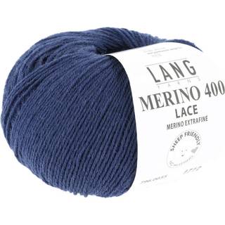 Lang Yarns Merino 400 Lace 035 Indhold: 100% Merinould Vægt/længde: 25g = ca. 200 meter Anbefalede pinde: 2.5-3.5 mm. Strikkefasthed: 10 x 10 cm = 32 m x 42 p Vask: Maskinvask 30 ℃ / Tåler ikke tørretumbling / Brug aldrig skyllemiddel.